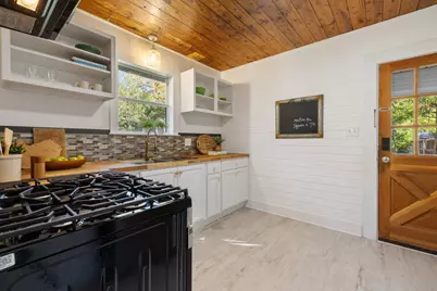 1223, 1223 1/2 & 1225 S Austin Avenue S, Georgetown, TX 78626 - Photo 6