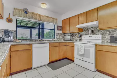 12800 Quarterhorse Drive, Elgin, TX 78621 - Photo 10