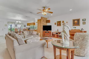 12800 Quarterhorse Dr, Elgin, TX 78621 - Photo 6