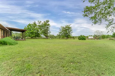 12800 Quarterhorse Drive, Elgin, TX 78621 - Photo 26