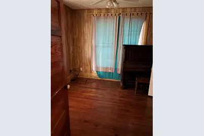 201 S Rio Grande Street, Granger, TX 76530 - Photo 10