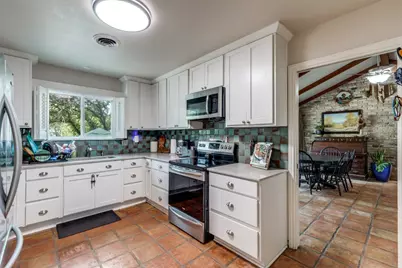 2 Tanglewood Trail, San Marcos, TX 78666 - Photo 8