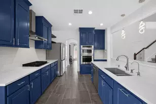 400 Cortona Ln, Georgetown, TX 78628 - Photo 18