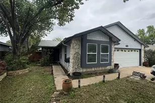 5814 Shreveport Dr, Austin, TX 78727 - Photo 2