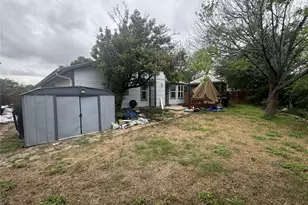 5814 Shreveport Dr, Austin, TX 78727 - Photo 22