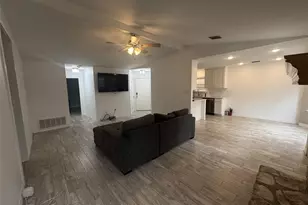 5814 Shreveport Dr, Austin, TX 78727 - Photo 4