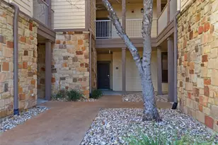 17700 Edgewood Way, Jonestown, TX 78645 - Photo 4