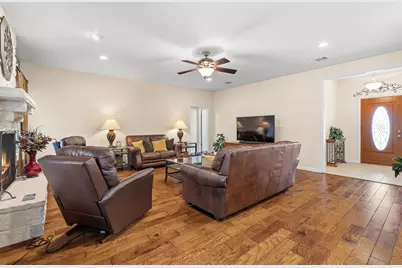 420 Rundberg Drive, Jarrell, TX 76537 - Photo 6