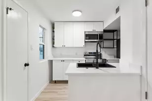 2119 Oxford Ave, Austin, TX 78704 - Photo 12