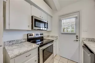 8803 Westover Club Dr, Austin, TX 78759 - Photo 10