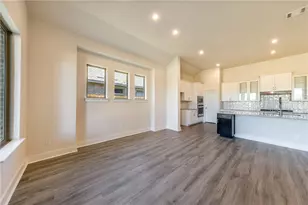 844 Paseo de Castana Wy, Leander, TX 78641 - Photo 18