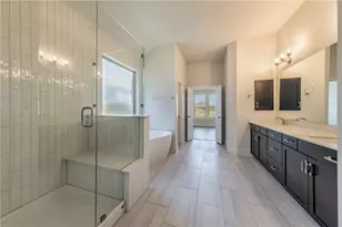 844 Paseo de Castana Wy, Leander, TX 78641 - Photo 24