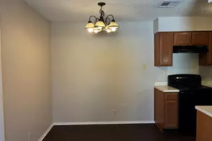 7208 Lilac Ln, Austin, TX 78745 - Photo 8