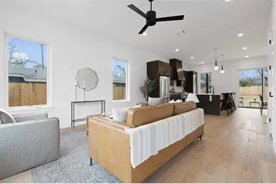 1009 44th Street, Austin, TX 78751 - Photo 2