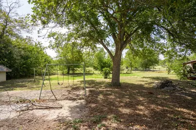 700 W Goforth Road, Buda, TX 78610 - Photo 18