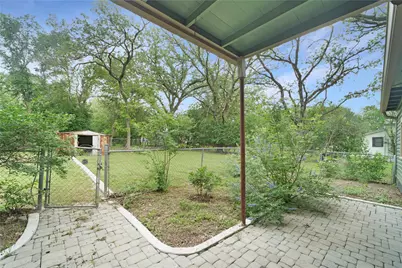 1222 W Hopkins Street, San Marcos, TX 78666 - Photo 32