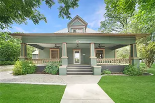 1222 W Hopkins St, San Marcos, TX 78666 - Photo 1