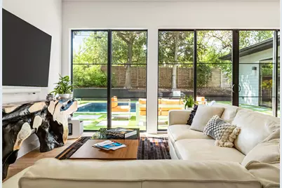 6100 Gena Court, Austin, TX 78757 - Photo 6