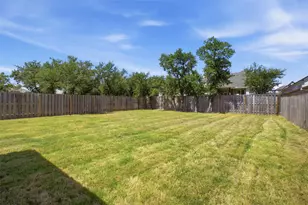 109 Charro Ct, Georgetown, TX 78633 - Photo 32