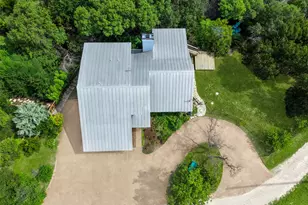 19110 Hornsby Ln, Spicewood, TX 78669 - Photo 32
