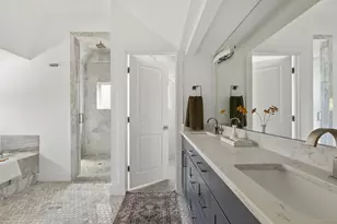 1182 Oak Grove Ave, Austin, TX 78702 - Photo 32