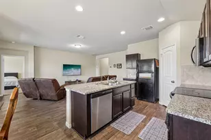 109 San Bernard Trl, Hutto, TX 78634 - Photo 10