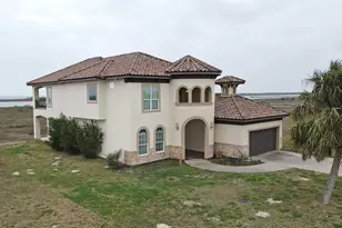 591 E Burgundy St, Port O'Connor, TX 77982 - Photo 40