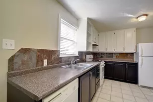 1704 E M. Franklin Ave, Austin, TX 78721 - Photo 8