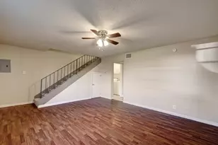 1704 E M. Franklin Ave, Austin, TX 78721 - Photo 4
