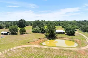 146 Split Oak Rd, Smithville, TX 78957 - Photo 2