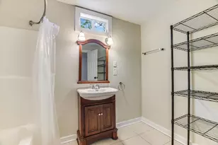 208 Braeswood Rd, Austin, TX 78704 - Photo 12
