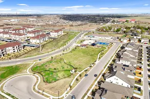 321 Durango Downs Dr, Hutto, TX 78634 - Photo 38
