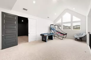 515 Watershield Cv, Georgetown, TX 78633 - Photo 22