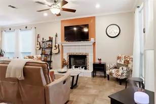 102 Elm Hill Ct, San Marcos, TX 78666 - Photo 6
