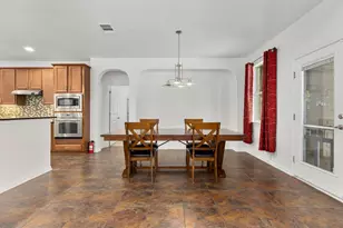 204 Lake Livingston Dr, Georgetown, TX 78628 - Photo 14