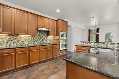 204 Lake Livingston Drive, Georgetown, TX 78628 - Photo 4