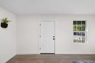 836 W Bell Ave, Rockdale, TX 76567 - Photo 4