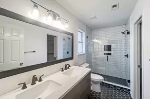 7521 Peabody Dr, Austin, TX 78729 - Photo 16