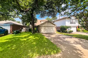 7521 Peabody Dr, Austin, TX 78729 - Photo 2