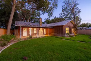 2221 Gruene Rd Rd, New Braunfels, TX 78130 - Photo 6