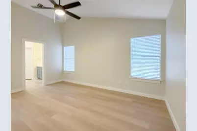 8814 United Kingdom Drive, Austin, TX 78748 - Photo 14