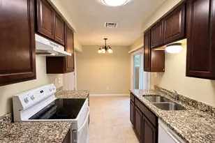 7702 Northcrest Blvd, Austin, TX 78752 - Photo 8