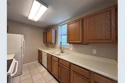 2409 Leon Street #205, Austin, TX 78705 - Photo 6