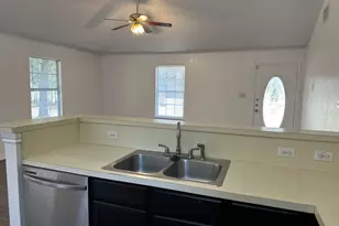 146 Waikakaaua Dr, Bastrop, TX 78602 - Photo 4