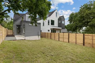 1117 Lawson Ln, Austin, TX 78702 - Photo 4
