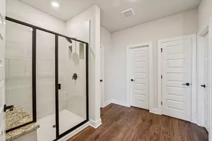 517 W Luna Blue Ln, Jarrell, TX 76537 - Photo 8