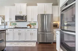 22104 Verbena Pkwy, Spicewood, TX 78669 - Photo 8