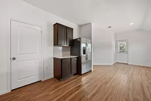 10404 Premier Park St, Austin, TX 78747 - Photo 10