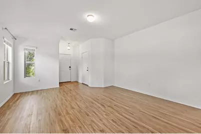 10404 Premier Park Street, Austin, TX 78747 - Photo 6