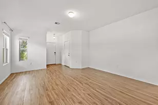 10404 Premier Park St, Austin, TX 78747 - Photo 6